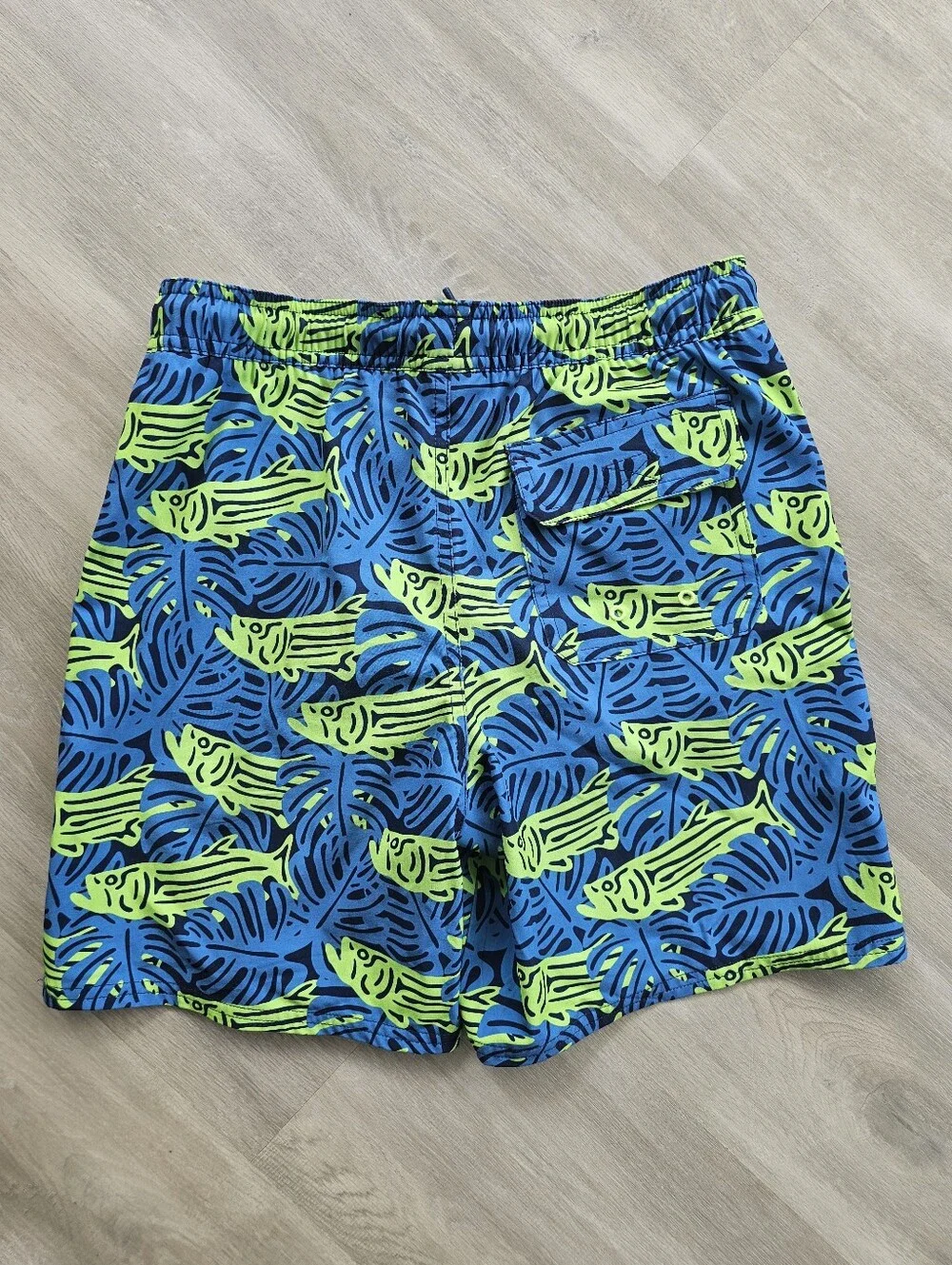 Vineyard Vines Boys Size 12-14 Swim Trunks